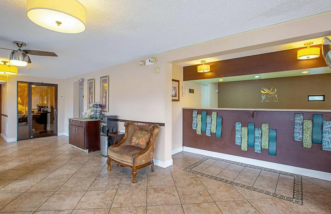 Quality Inn & Suites Live Oak I-10 Exit 283-1